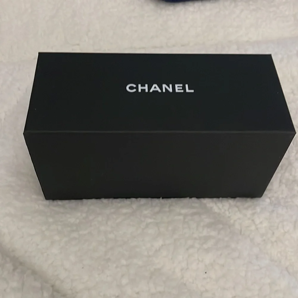 Chanel 2023 Sunglasses brand new 100% Authentic comes with everything..